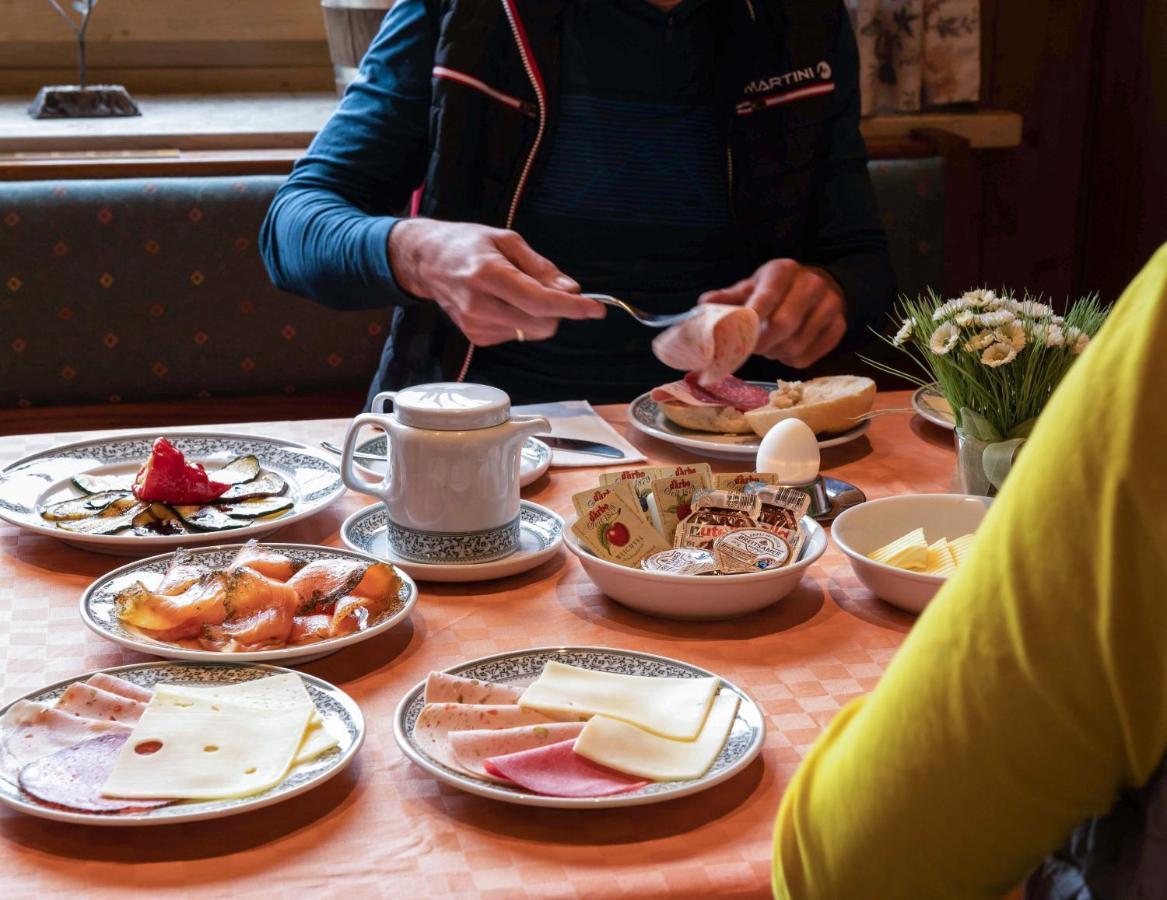 Hotel Gasthof Rosenwirt Au in der Hallertau Eksteriør billede